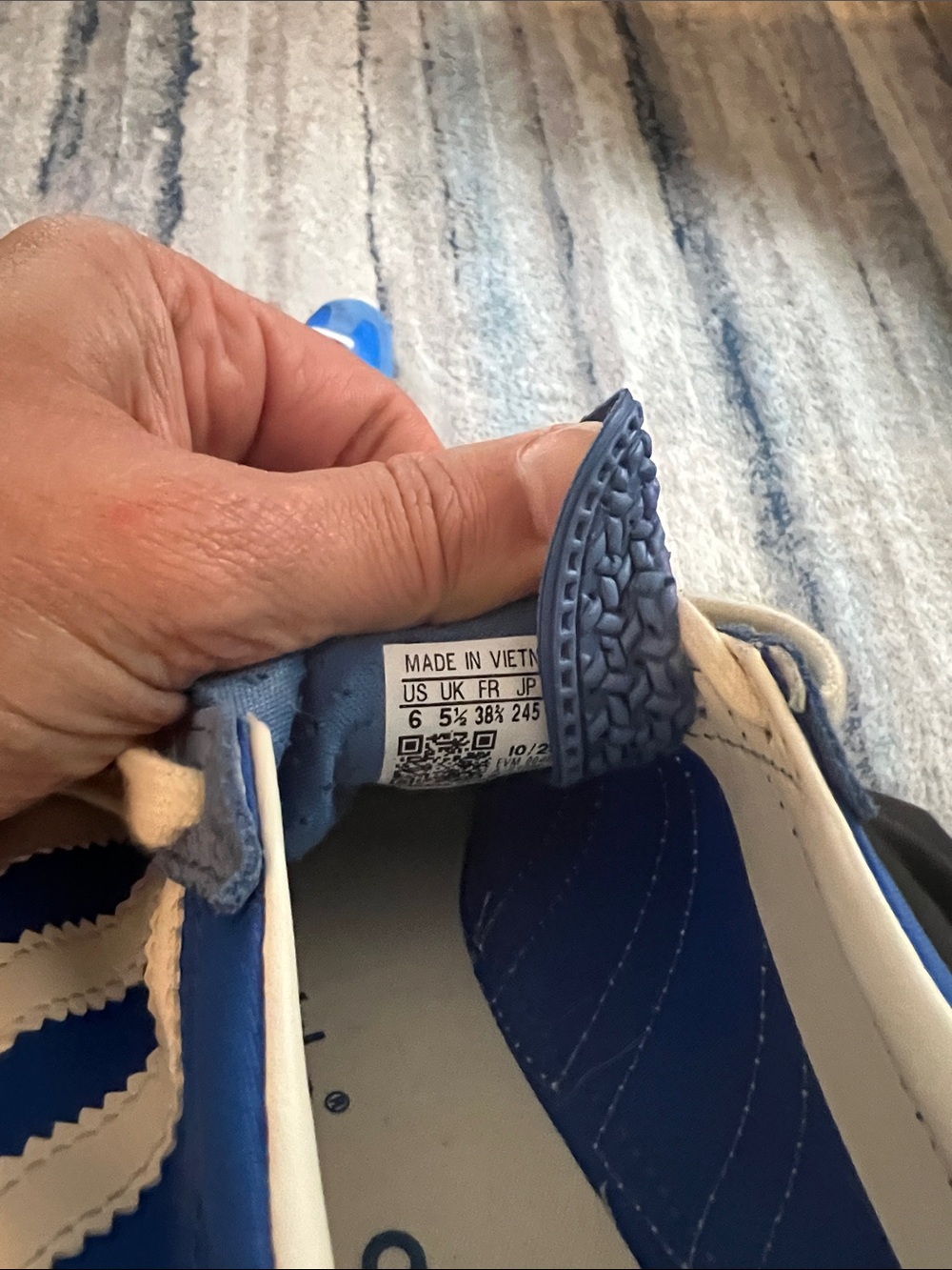 Adidas - Picture 5 of 5